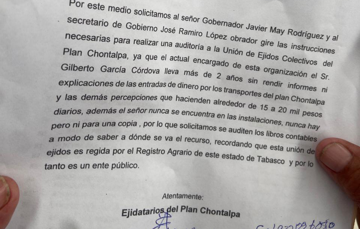 < img src="Documento-Entregado-Por-LíderTtransportista.jpg" alt="Documento donde denuncian malos manejos" >